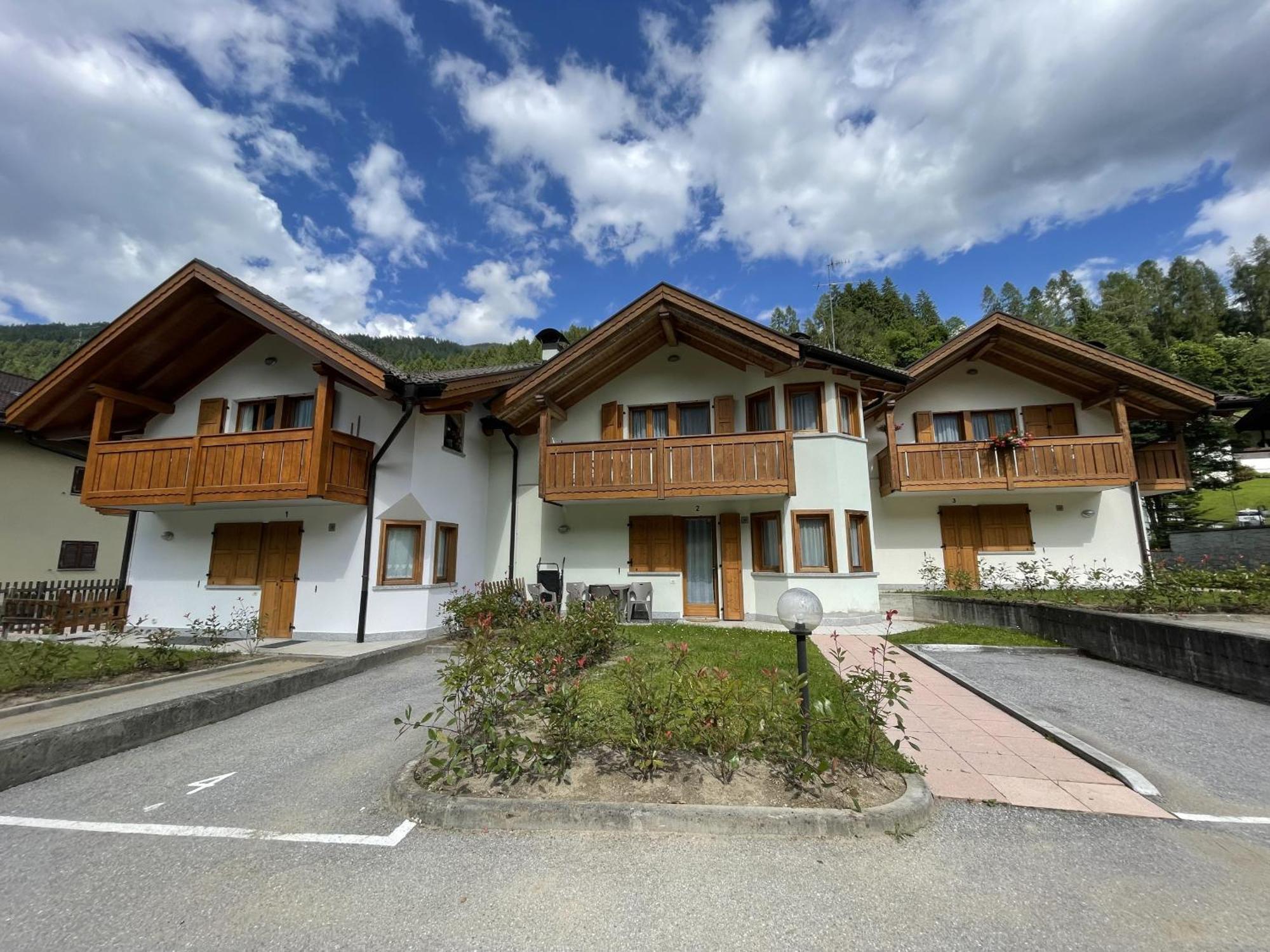 Residence Valentino Pinzolo Eksteriør billede
